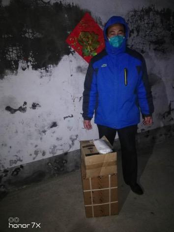 437ccm必赢国际官网第一书记工作组：心系百姓 坚决打赢疫情防控阻击战